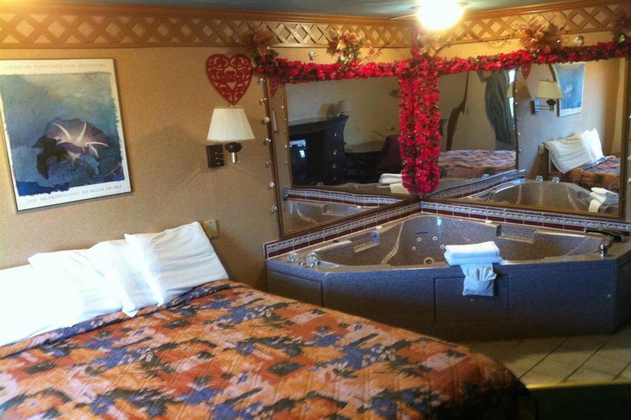 Northgate Inn Saginaw Εξωτερικό φωτογραφία